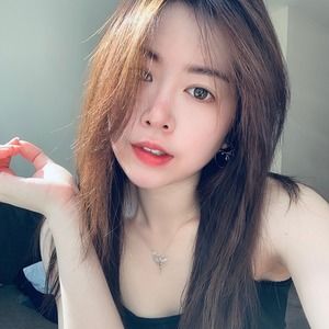 Meet your Posher, Elayne wong